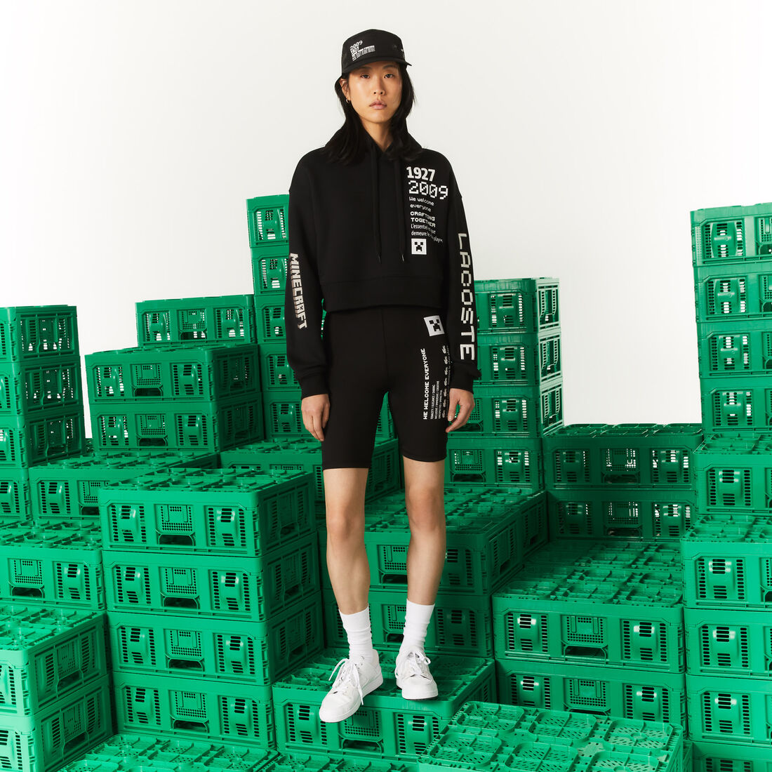 هودي صوف بقصة فضفاضة للنساء مجموعة Lacoste L!VE &times; Minecraft