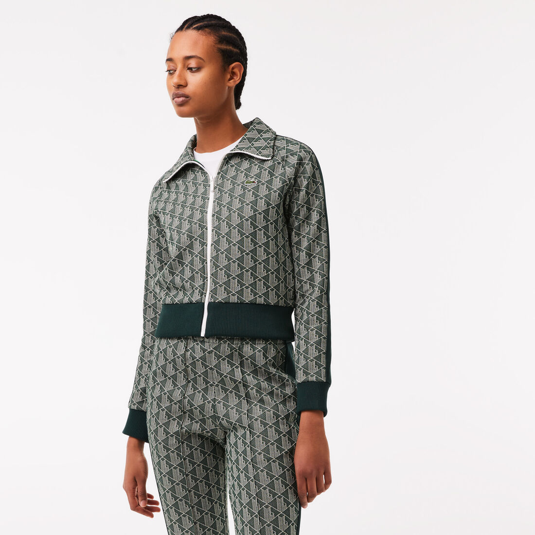 سويت شيرت بسحّاب وطبعة شعار الماركة وقصة عادية للنساء