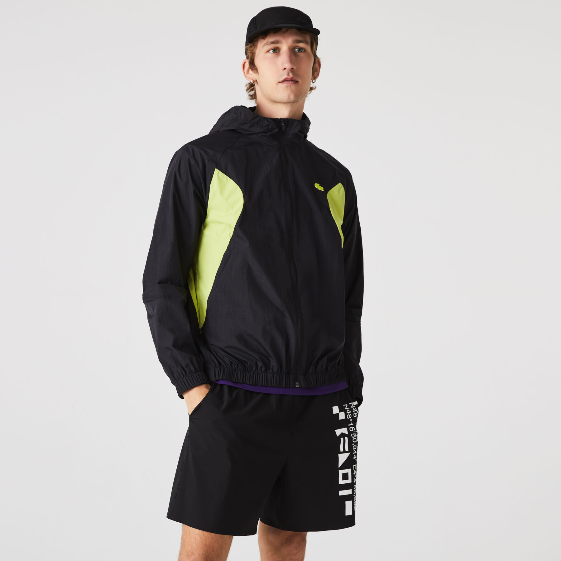 جاكيت ويندبريكر بتصميم قابل للطي للرجال مجموعة Lacoste SPORT لاكوست جاكيت ويندبريكر بتصميم قابل للطي للرجال مجموعة lacoste sport