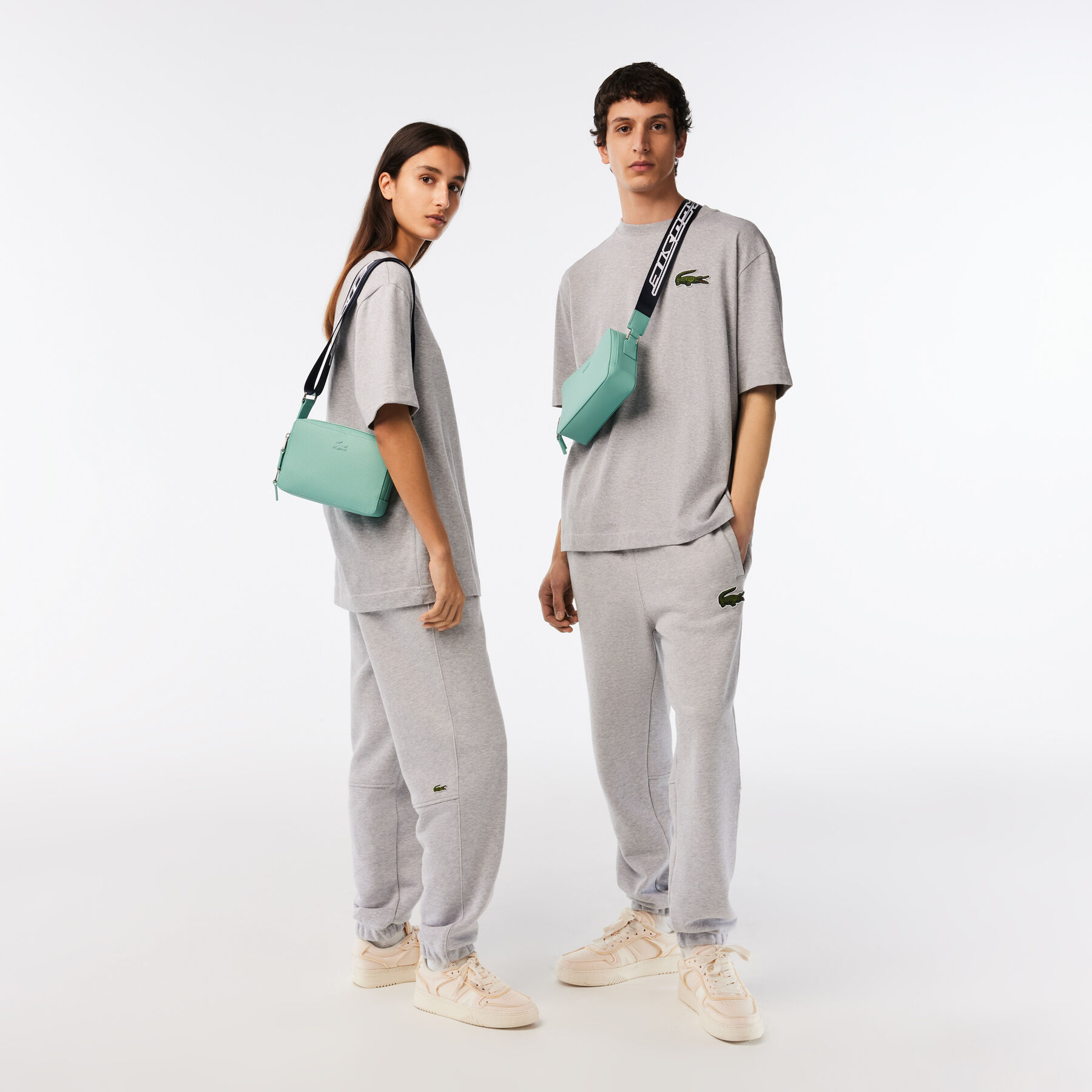 Unisex Lacoste Chantaco Logo Strap Bag unisex lacoste chantaco logo strap bag