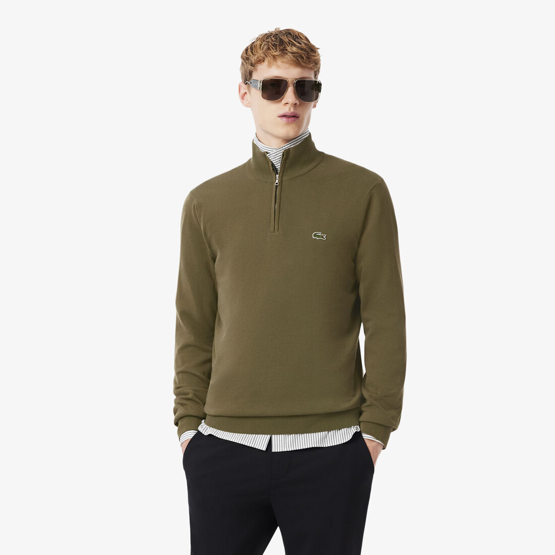 سترة قطنية بسحاب وياقة عالية