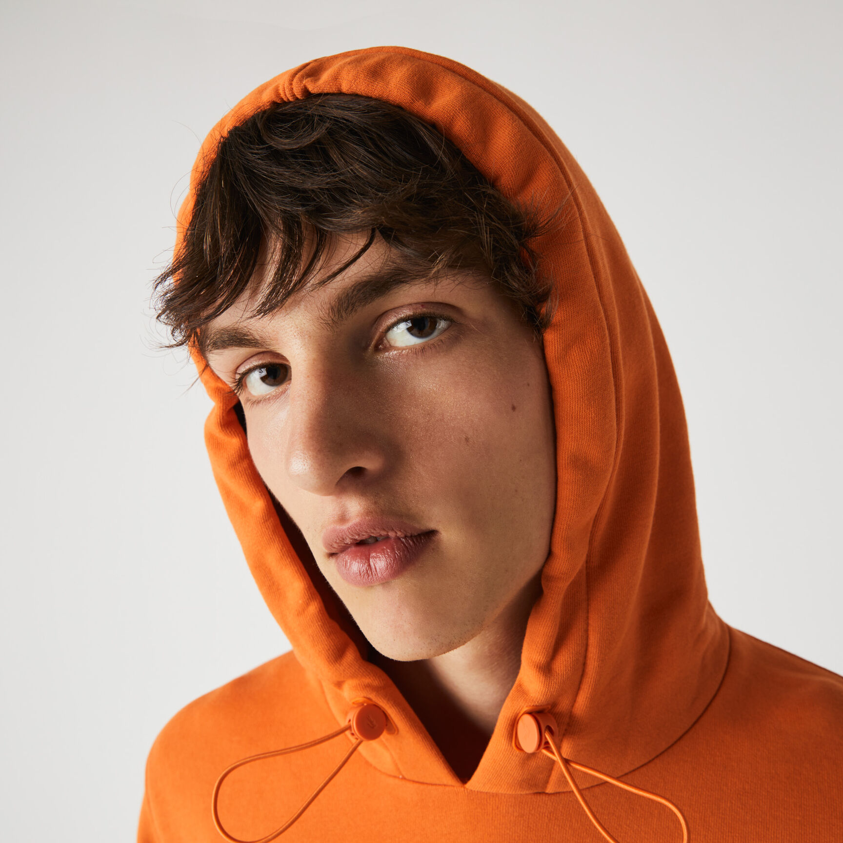 سويت شيرت رجالي من الصوف بغطاء للرأس مطبوع