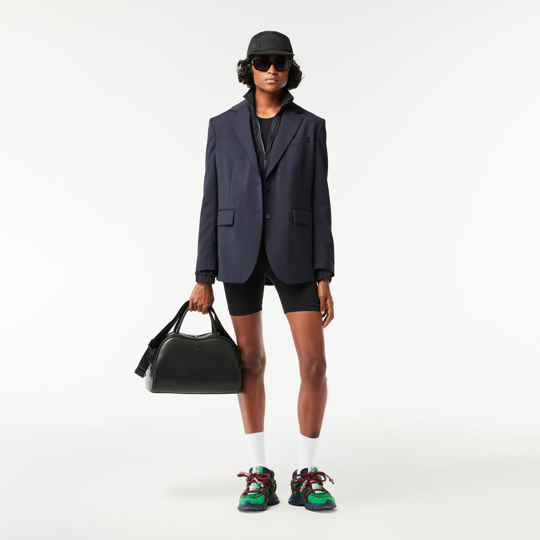 محفظة لورا الجلدية الكبيرة محفظة لورا الجلدية الكبيرة