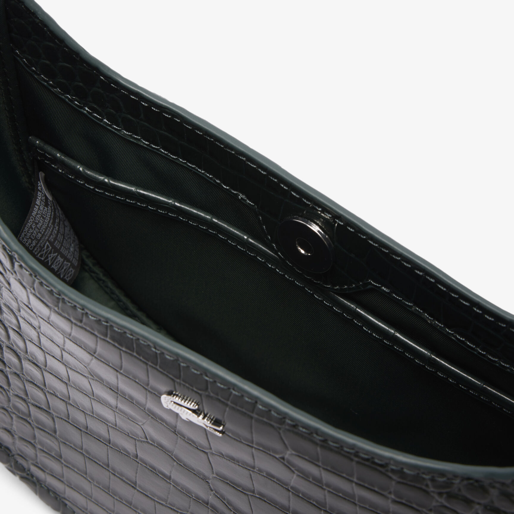 حقيبة شانتاكو صغيرة من الجلد المنقوش على شكل نصف قمر