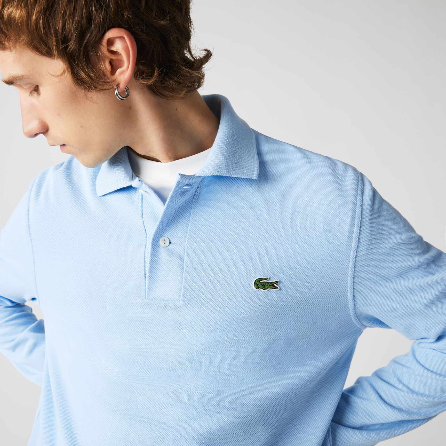 بولو Lacoste من القطن العضوي للرجال بقصة كلاسيكية