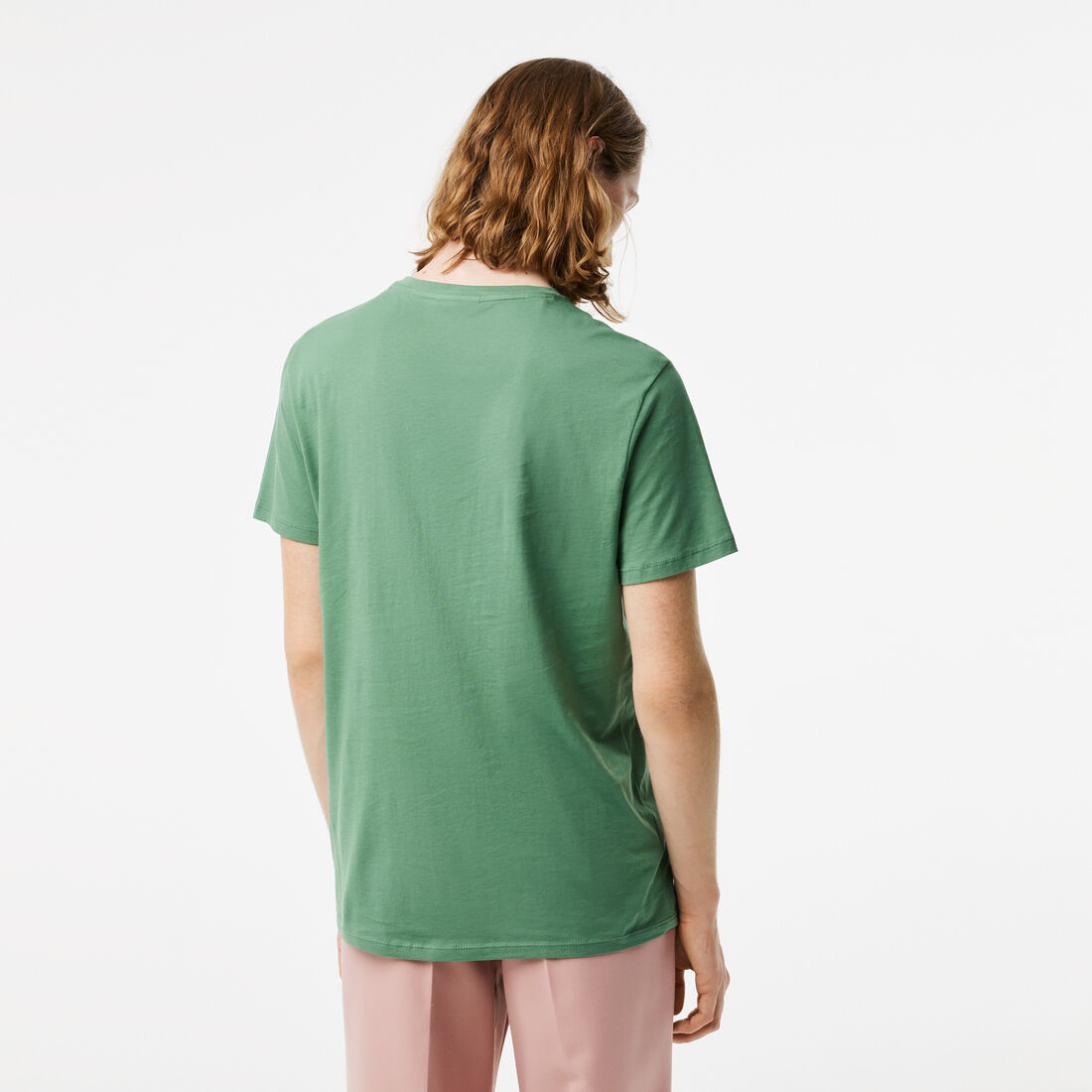 تي شيرت خفيف الوزن من القطن بيما برقبة على شكل حرف V تي شيرت خفيف الوزن من القطن بيما برقبة على شكل حرف V