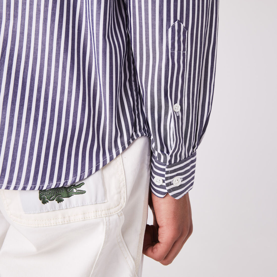 قميص قطن مخطط بقصة عادية للرجال قميص قطن مخطط بقصة عادية للرجال