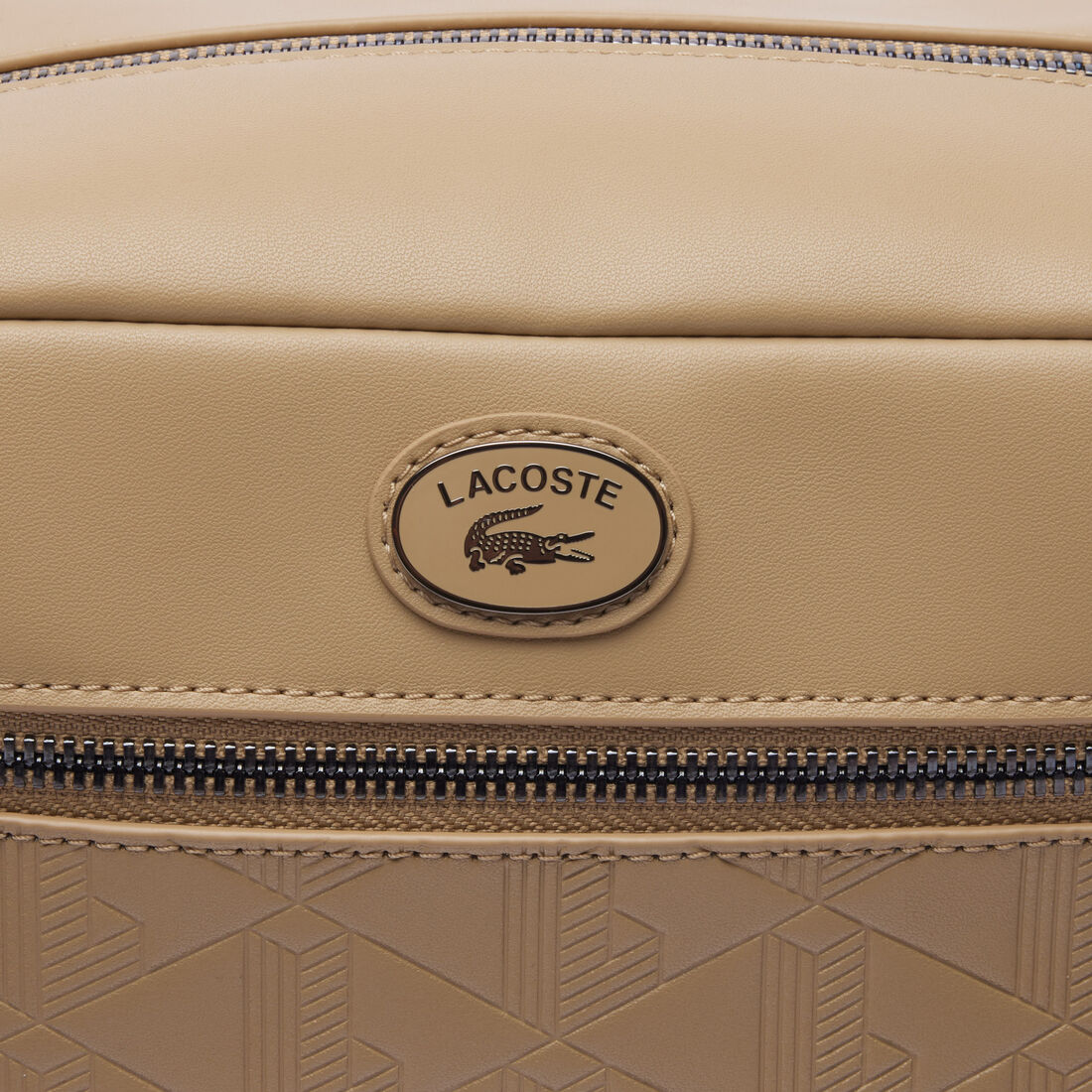 محفظة جلدية بطبعة مونوغرام محفظة جلدية بطبعة مونوغرام