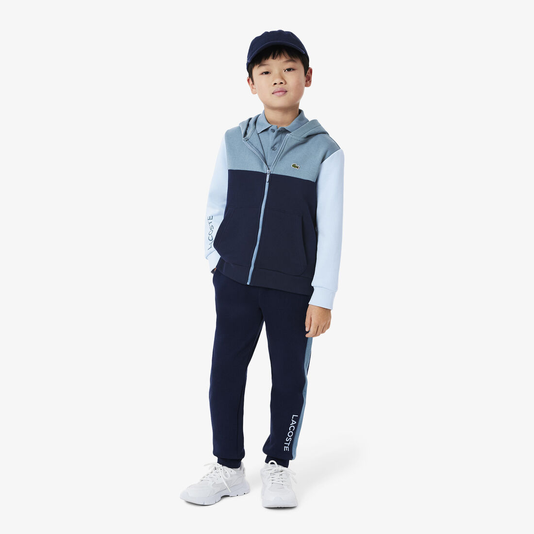 هودي بألوان متعددة هودي بألوان متعددة