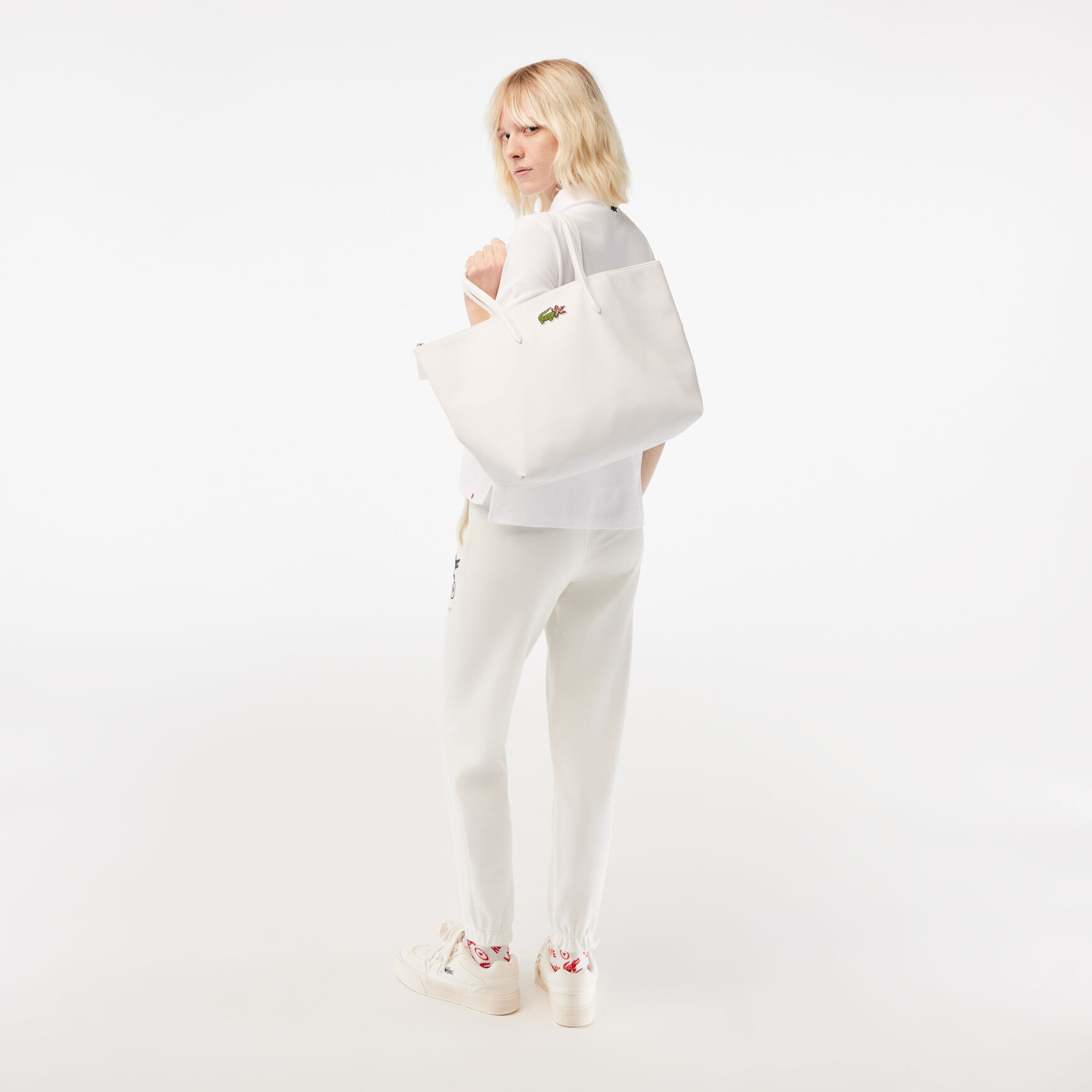 حقيبة يد كبيرة بطبعة تمساح للنساء مجموعة Lacoste x Netflix حقيبة يد كبيرة بطبعة تمساح للنساء مجموعة Lacoste x Netflix