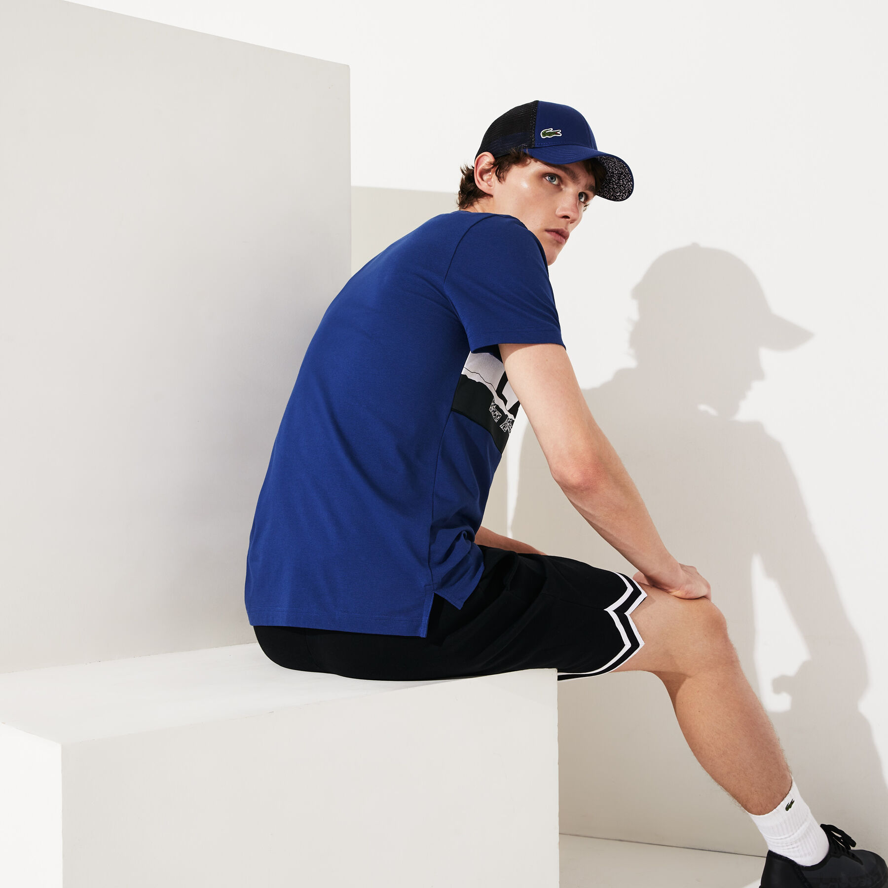 Men's Lacoste SPORT Graphic Print Ultra-Light Cotton Polo Shirt men s lacoste sport graphic print ultra light cotton polo shirt