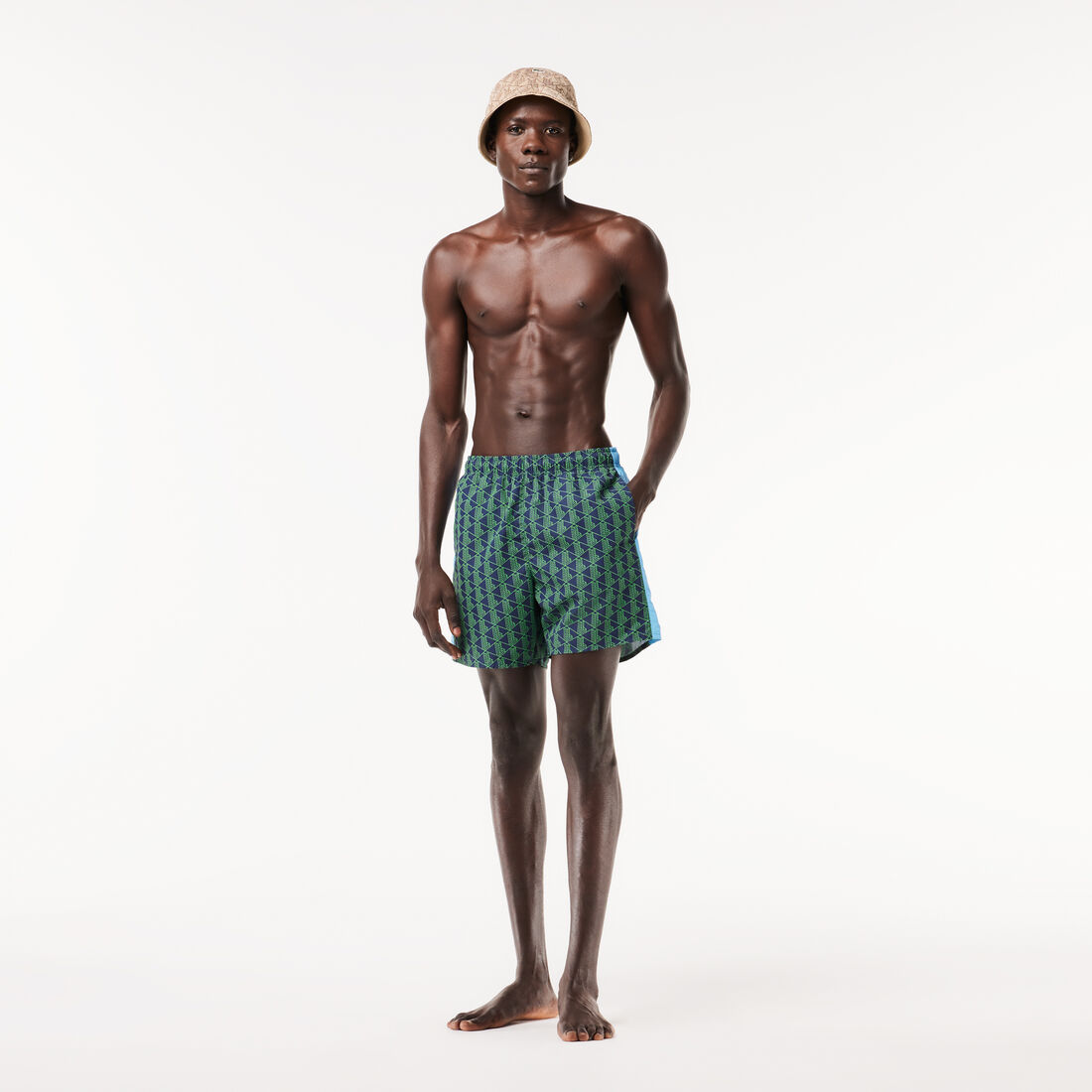 سروال سباحة متوسط الطول بطباعة مونوجرام من لاكوست سروال سباحة متوسط الطول بطباعة مونوجرام من لاكوست