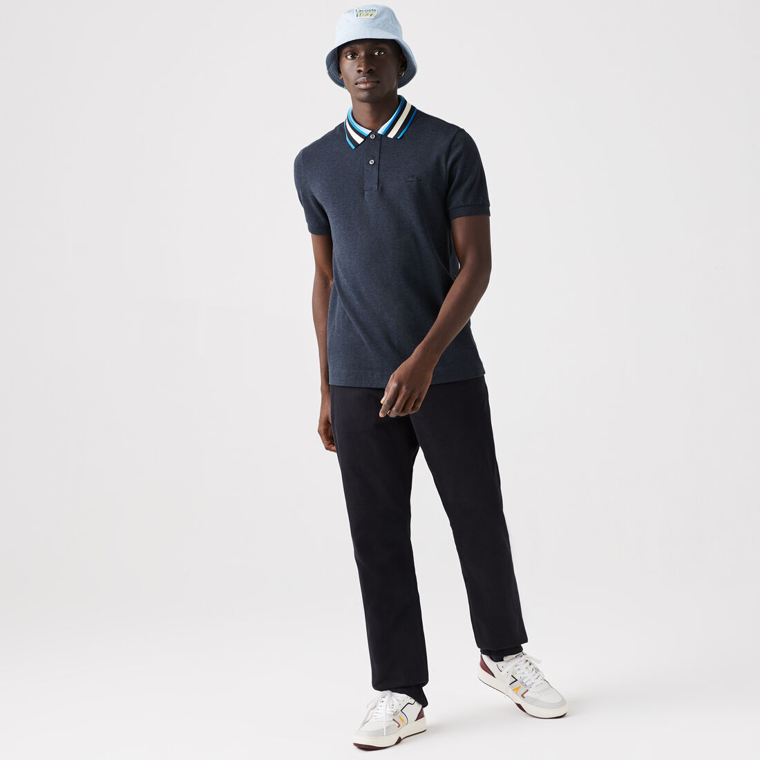 بولو Lacoste من قطن بيكيه ذو الياقة المخططة للرجال