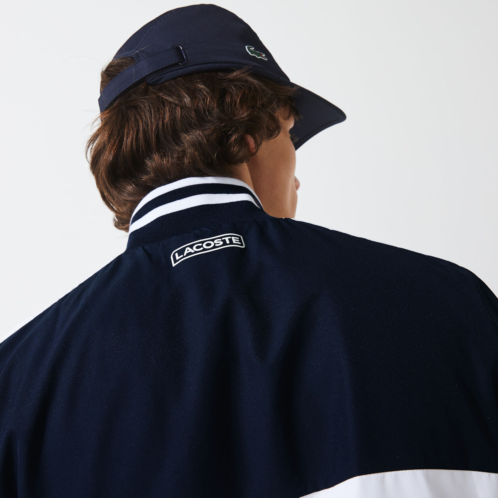 بذلة رياضية للتنس برقبة عالية مجموعة Lacoste SPORT للرجال بذلة رياضية للتنس برقبة عالية مجموعة Lacoste SPORT للرجال