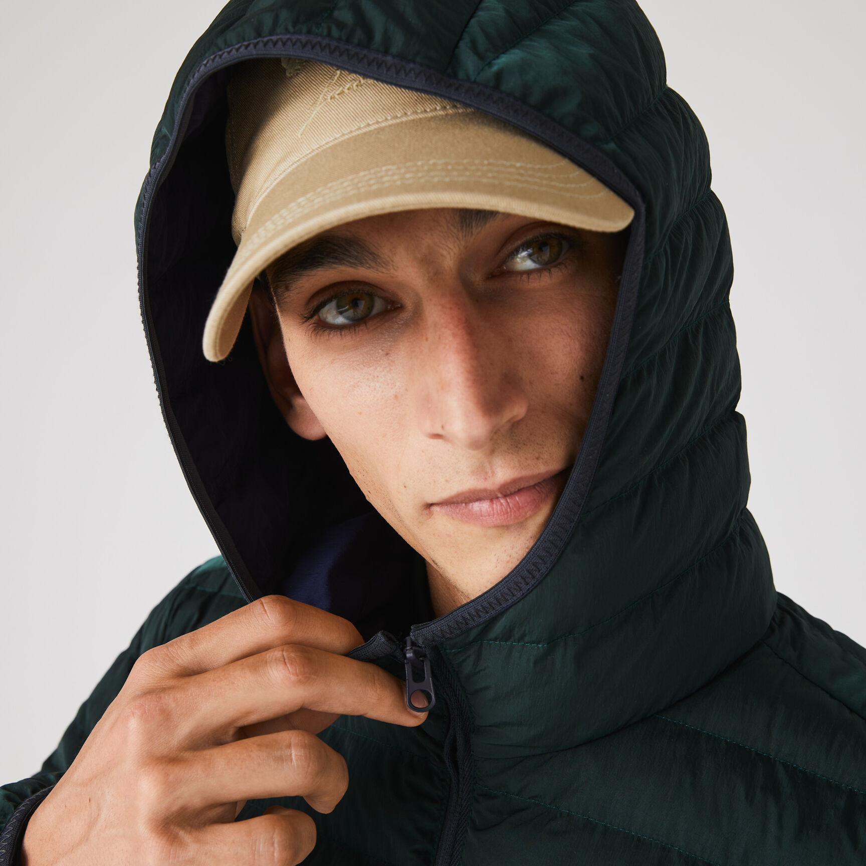 Men's Lightweight Foldable Hooded Water-Resistant Puffer Coat Men's Lightweight Foldable Hooded Water-Resistant Puffer Coat