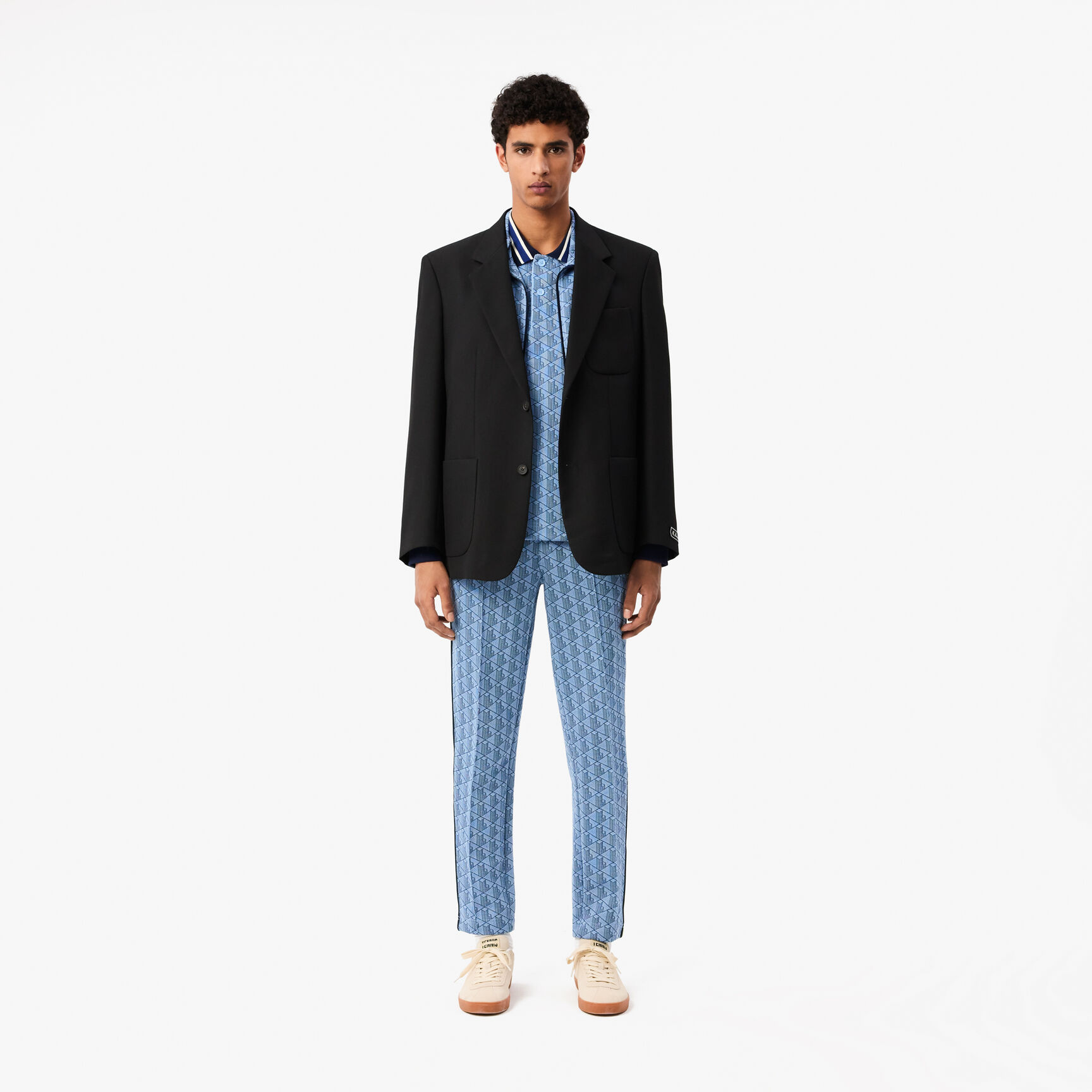 قميص بولو كلاسيكي بقصّة كلاسيكية من قماش الجاكار أحادي اللون