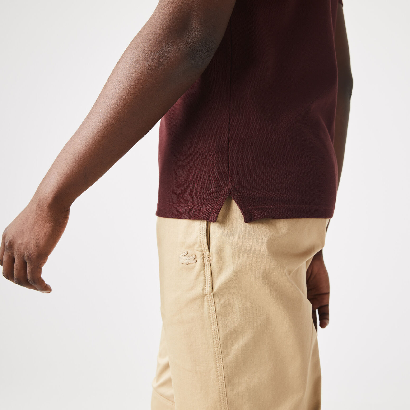 قميص بولو بيكيه بقصة ضيقة L.12.12