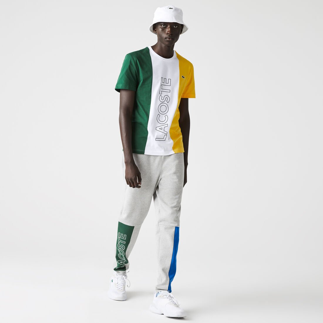 تيشيرت قطن بفتحة رقبة مستديرة وشعار الماركة للرجال تيشيرت قطن بفتحة رقبة مستديرة وشعار الماركة للرجال