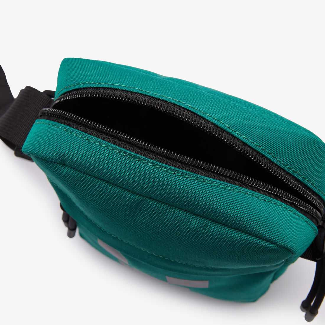 حقيبة كروس عمودية قنب مطبوعة للرجال مجموعة Lacoste x Minecraft حقيبة كروس عمودية قنب مطبوعة للرجال مجموعة Lacoste x Minecraft