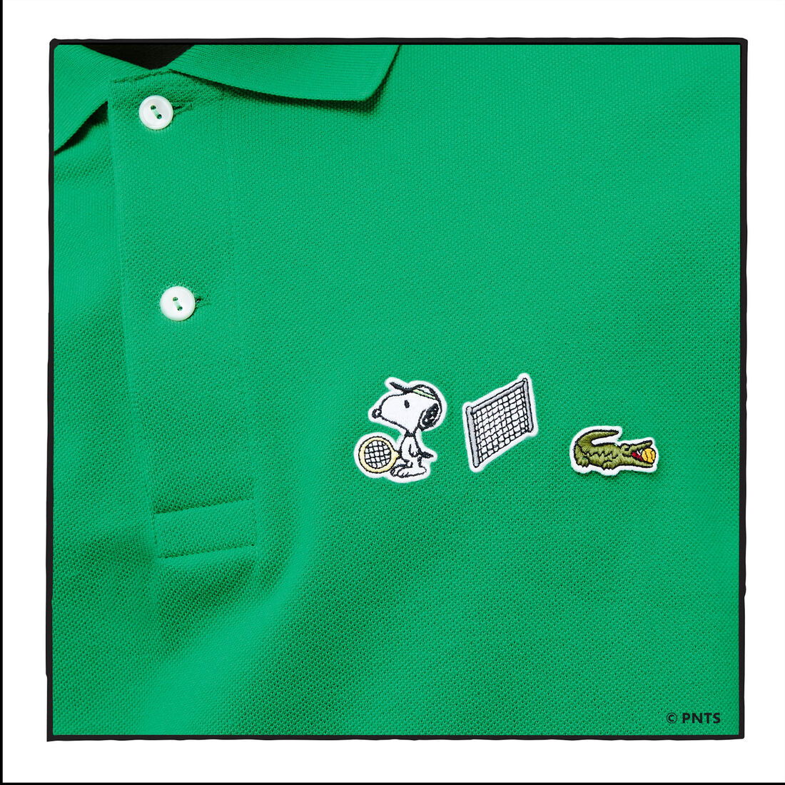 قميص بولو من القطن العضوي الرجالي من مجموعة Lacoste x Peanuts قميص بولو من القطن العضوي الرجالي من مجموعة Lacoste x Peanuts