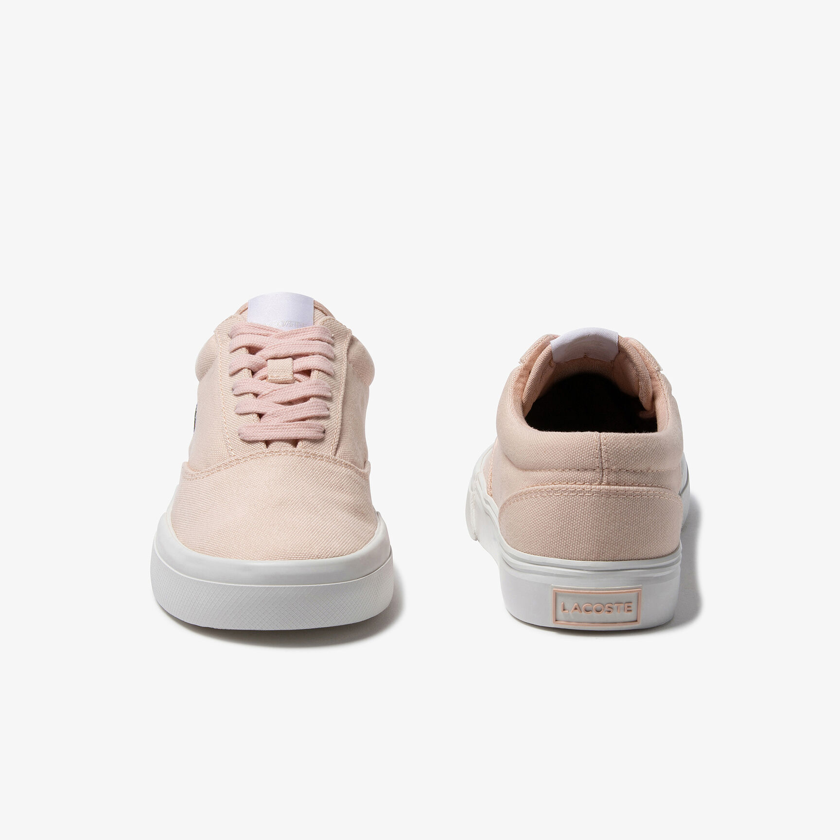 حذاء رياضي من قماش الدانتيل للسيدات