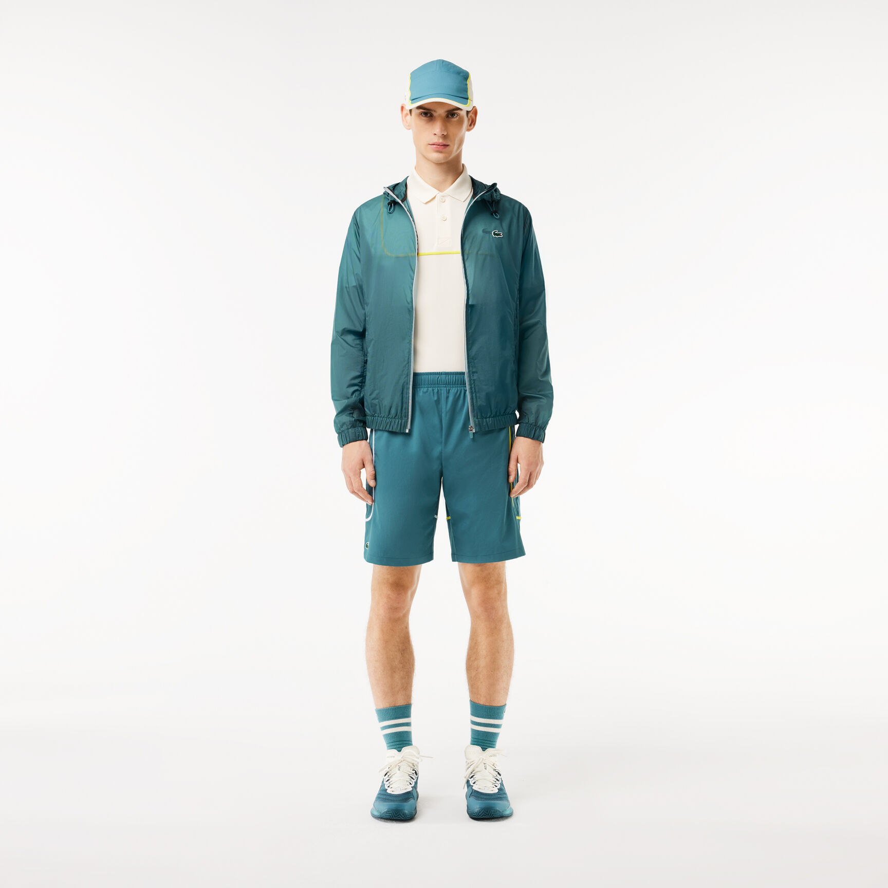 شورت تنس خفيف الوزن غير مُبطن شورت تنس خفيف الوزن غير مُبطن