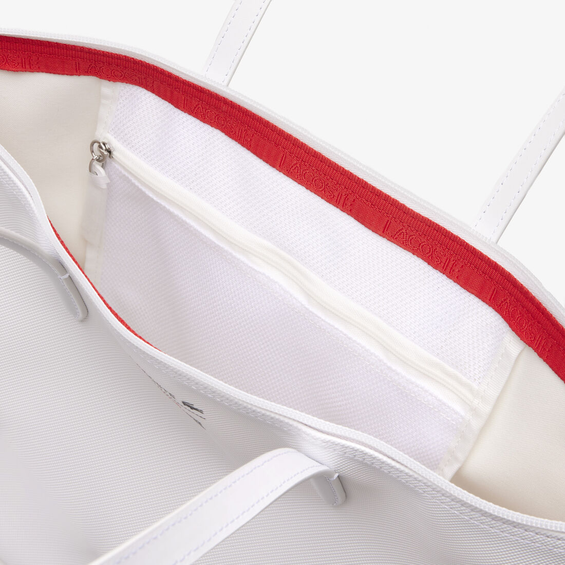 حقيبة يد كبيرة بطبعة تمساح للنساء مجموعة Lacoste x Netflix حقيبة يد كبيرة بطبعة تمساح للنساء مجموعة Lacoste x Netflix