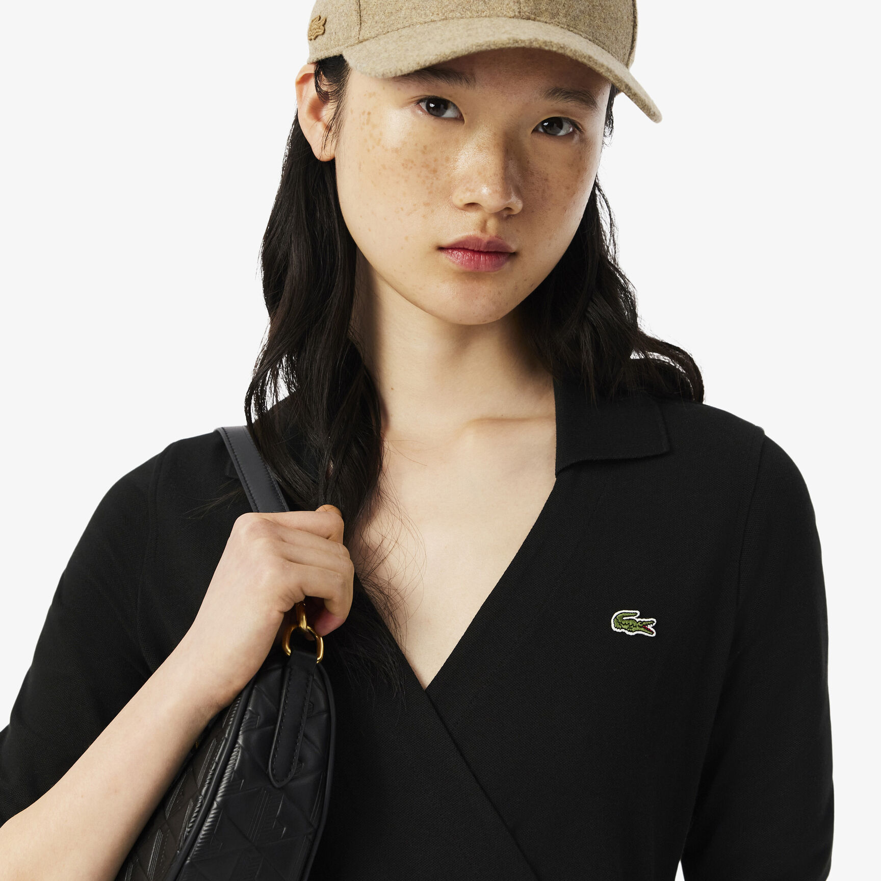 فستان بولو بقصة ضيقة وملفوف