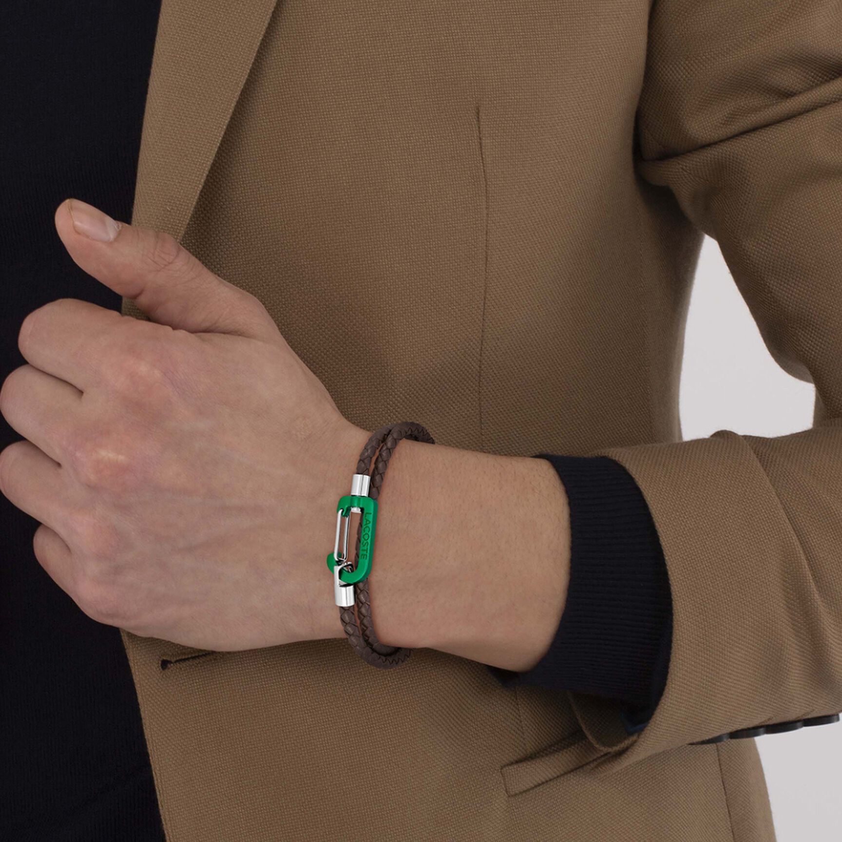 سوار من الجلد المضفر غير اللامع