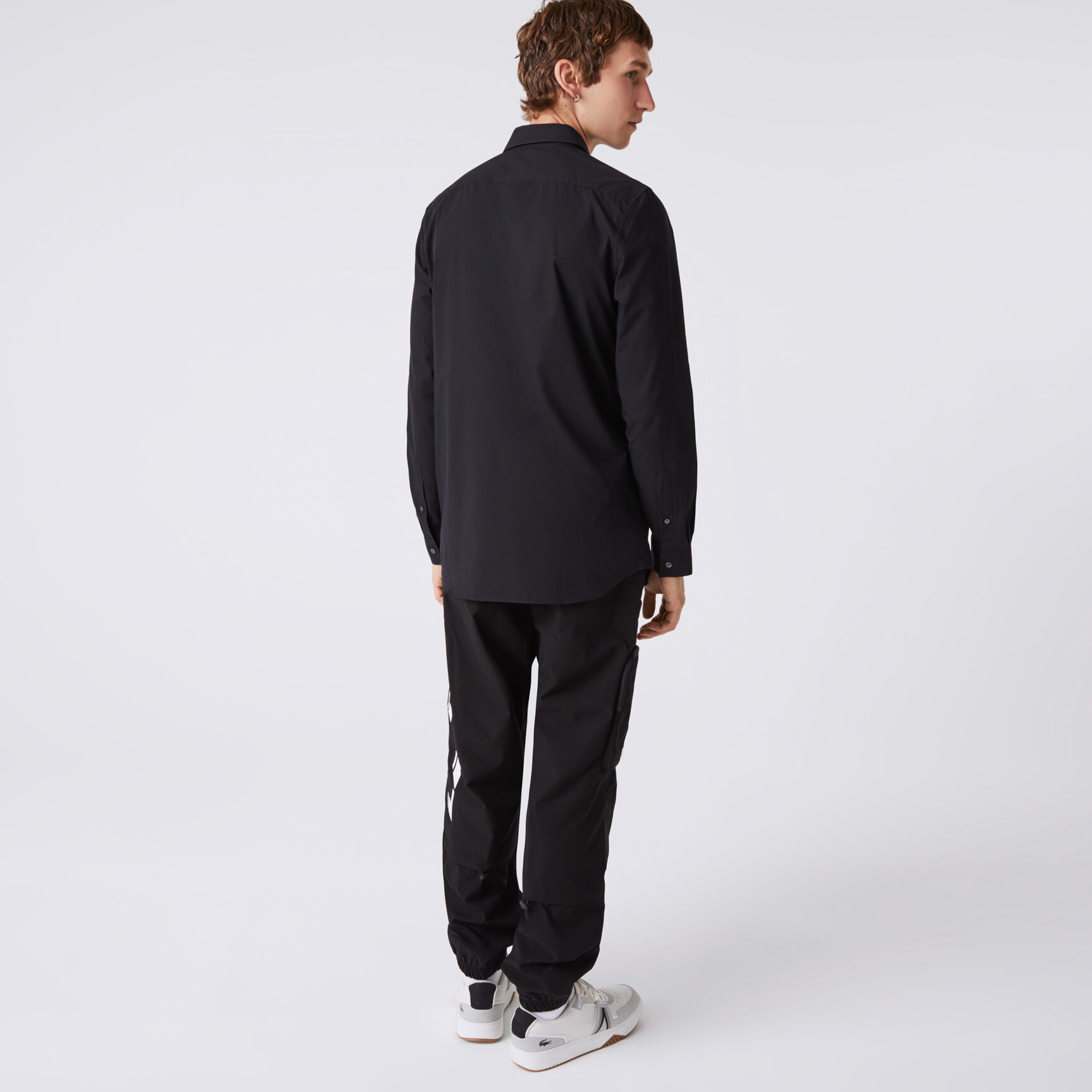 قميص قطن بوبلين مطاطي بقصة ضيقة للرجال قميص قطن بوبلين مطاطي بقصة ضيقة للرجال