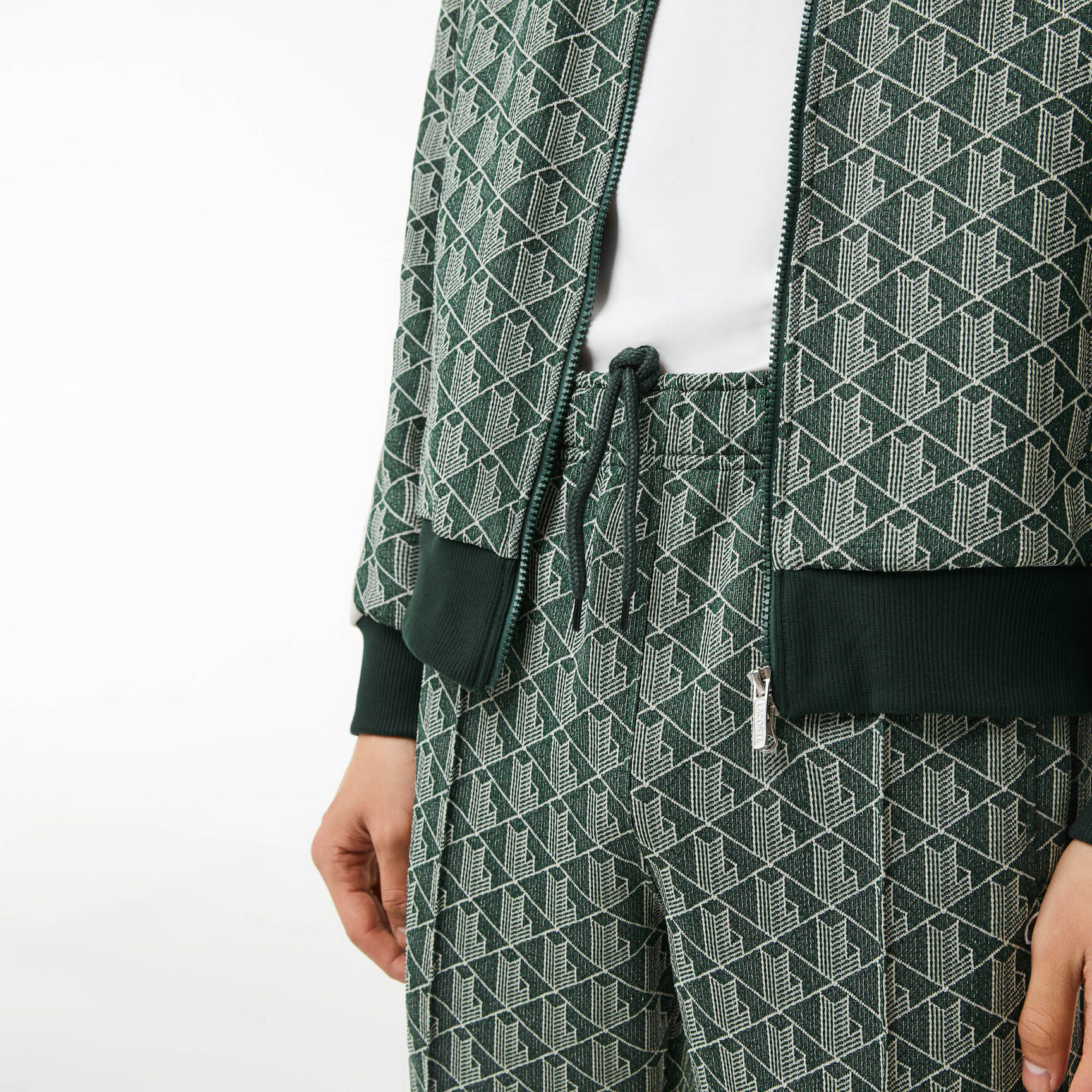 بنطال رياضي لاكوست بنقشة شعار الماركة للرجال