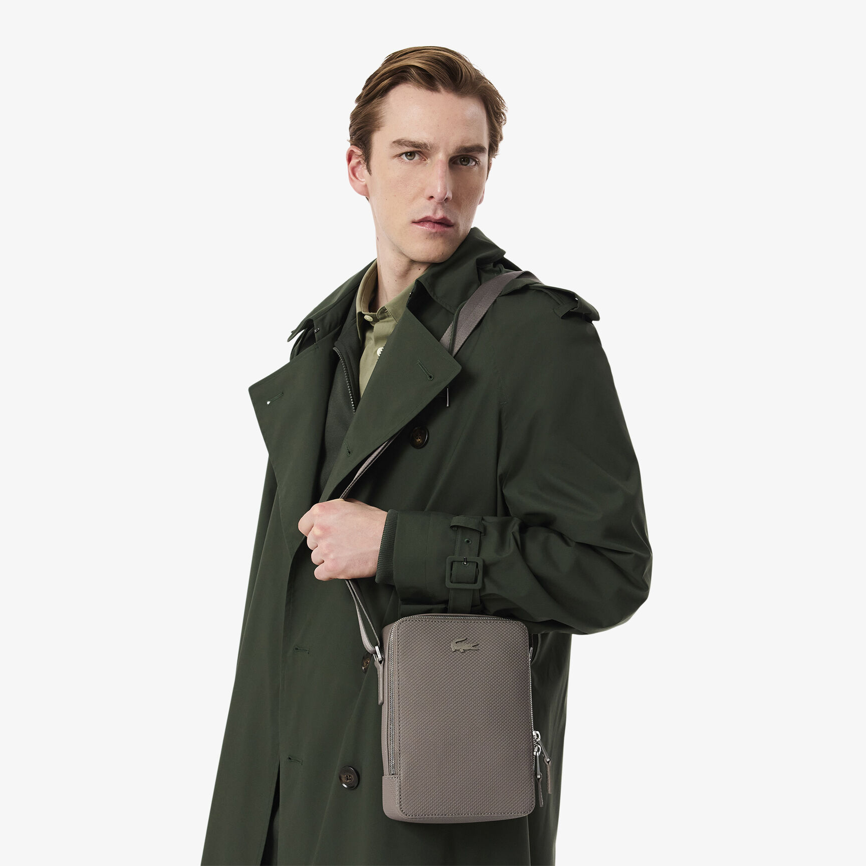 حقيبة كتف شانتاكو بيكيه من الجلد حقيبة كتف شانتاكو بيكيه من الجلد