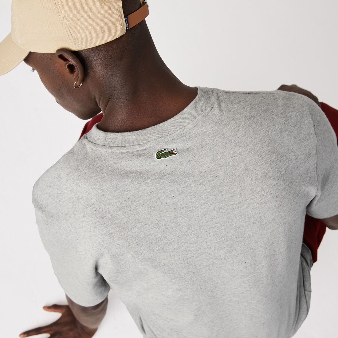 تيشيرت قطني فاخر بشعار مطبوع للرجال تيشيرت قطني فاخر بشعار مطبوع للرجال