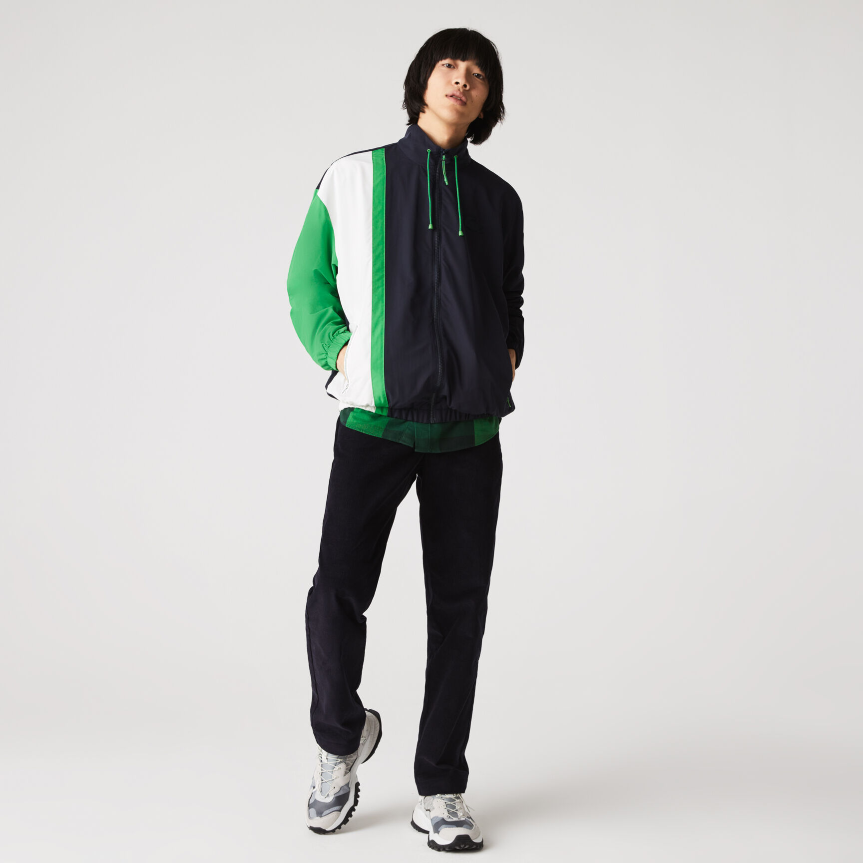 Men&rsquo;s Lightweight Water-Resistant Colorblock Zip Jacket