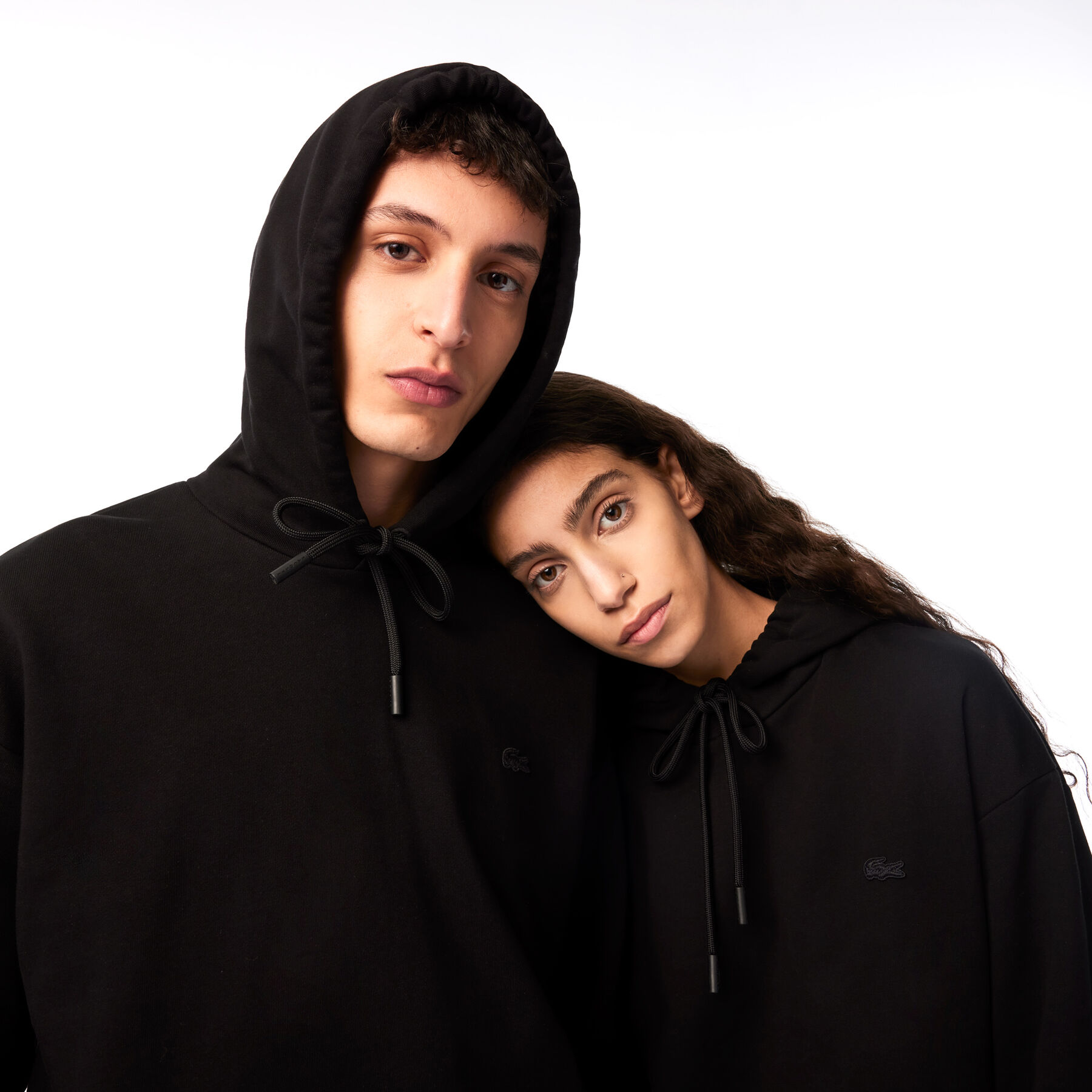هودي بقصة فضفاضة للجنسين مجموعة Lacoste x Netflix لاكوست هودي بقصة فضفاضة للجنسين مجموعة lacoste x netflix