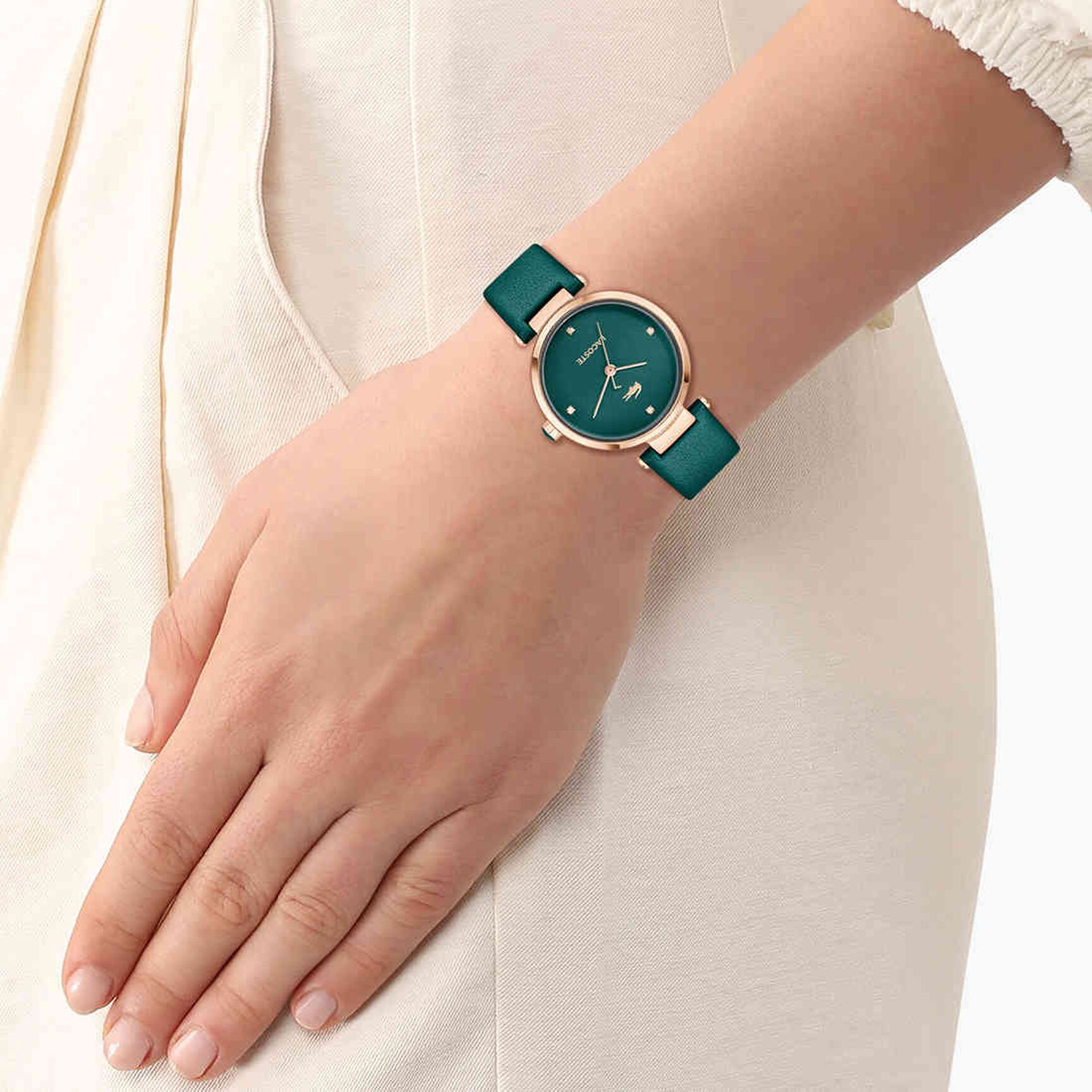 Women Leather 3 Hand Quartz Watch Women Leather 3 Hand Quartz Watch