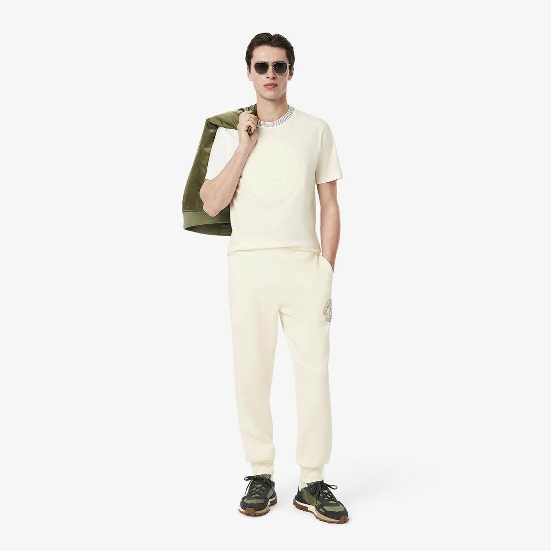 تي شيرت قطن جيرسي مطرز تي شيرت قطن جيرسي مطرز