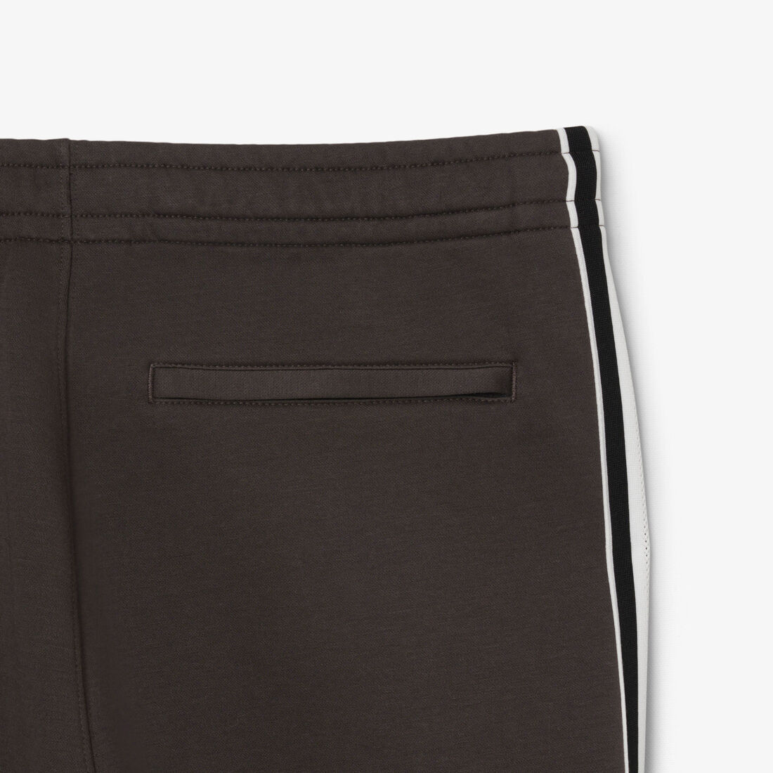 بنطال رياضي فرنسي الصنع بنطال رياضي فرنسي الصنع