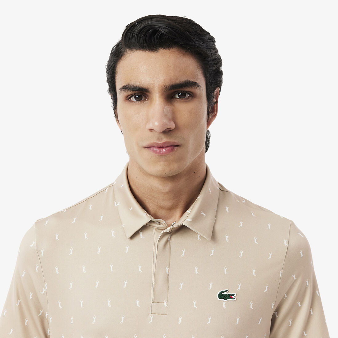 تي شيرت بولو قطن مطاطي بقصّة عادية ومزين بشريط يحمل كلمة Lacoste تي شيرت بولو قطن مطاطي بقصّة عادية ومزين بشريط يحمل كلمة Lacoste