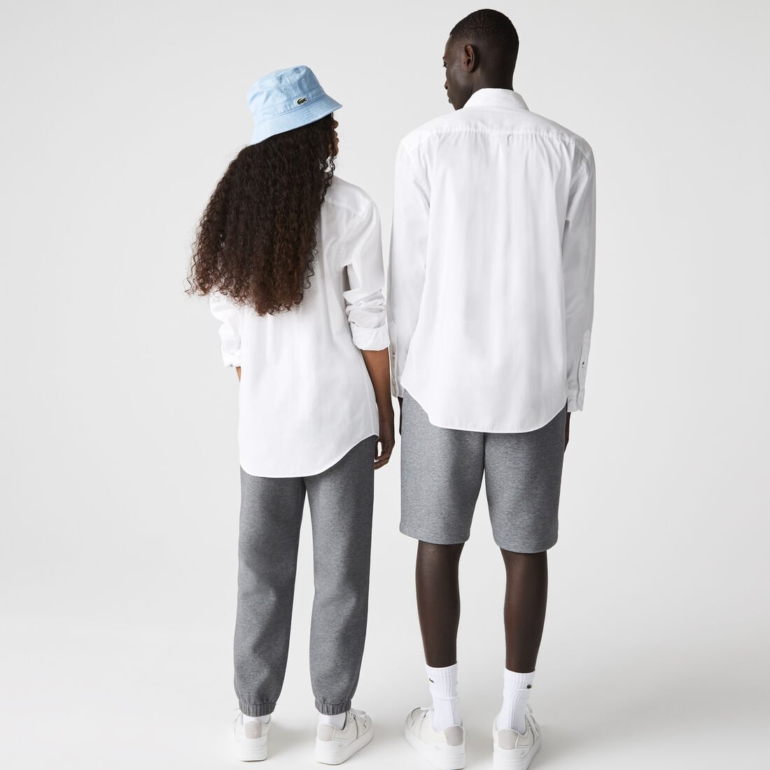 قميص Lacoste L!VE بقصّة مريحة بطبعات Poplin قميص Lacoste L!VE بقصّة مريحة بطبعات Poplin