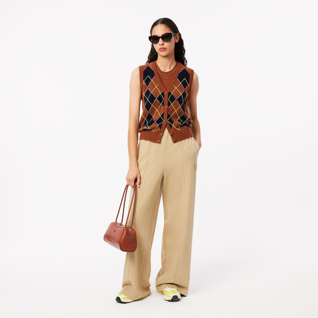 بنطال واسع الساق بنطال واسع الساق