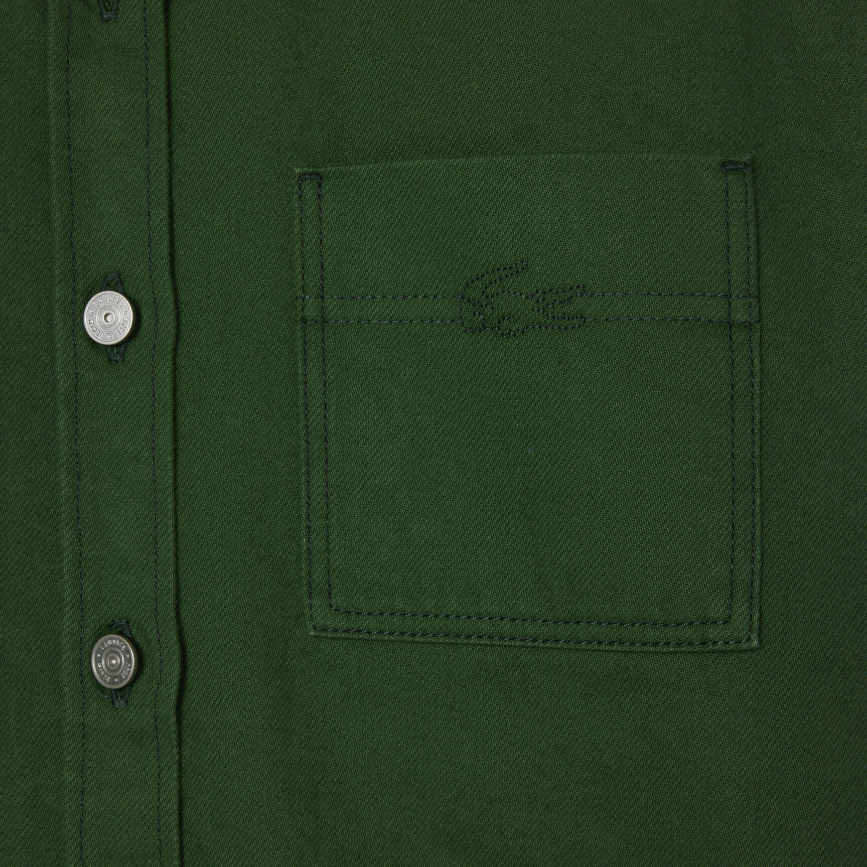 قميص جينز كبير الحجم قميص جينز كبير الحجم