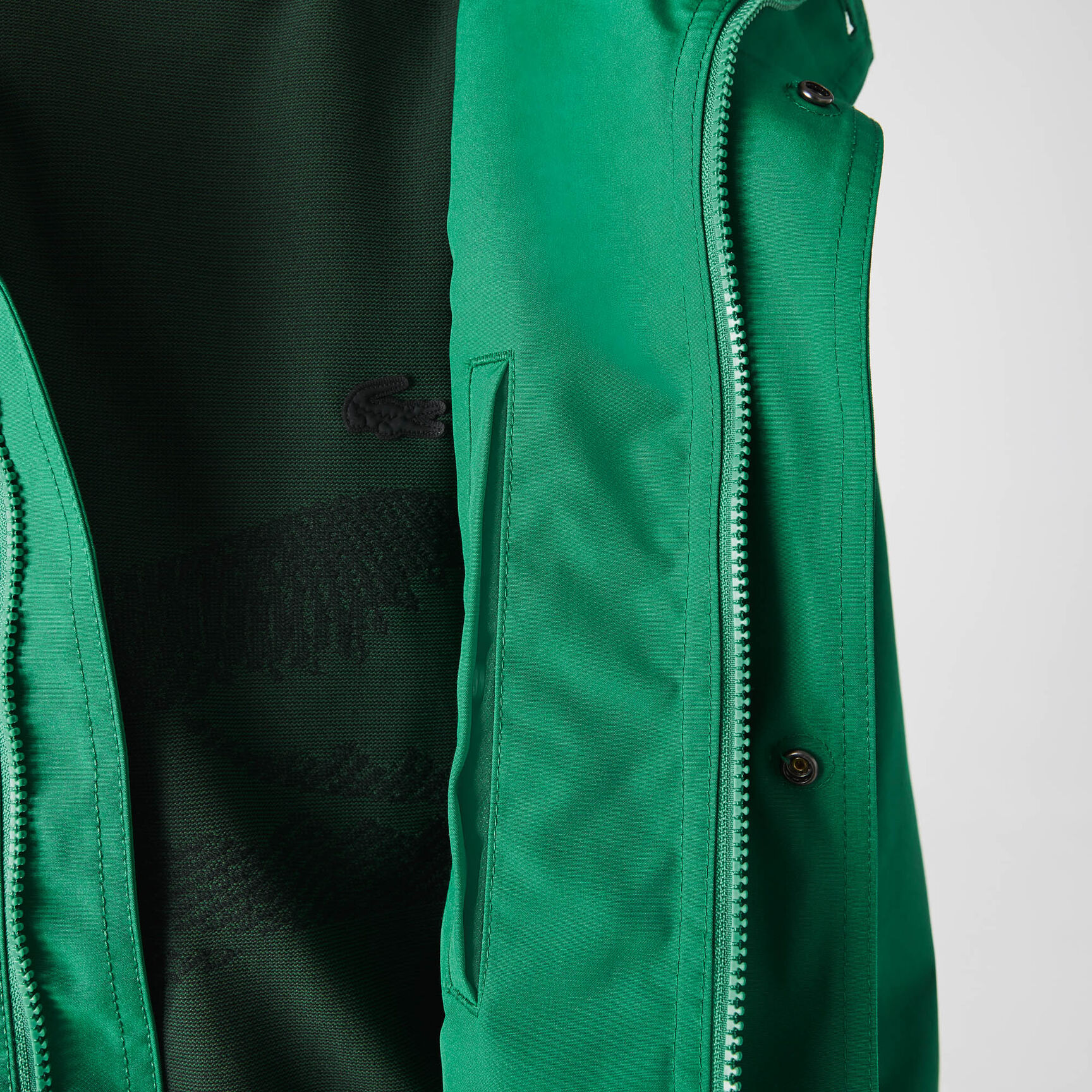 جاكيت باركا قصير مزيج قطن مقاوم للماء بغطاء رأس للرجال