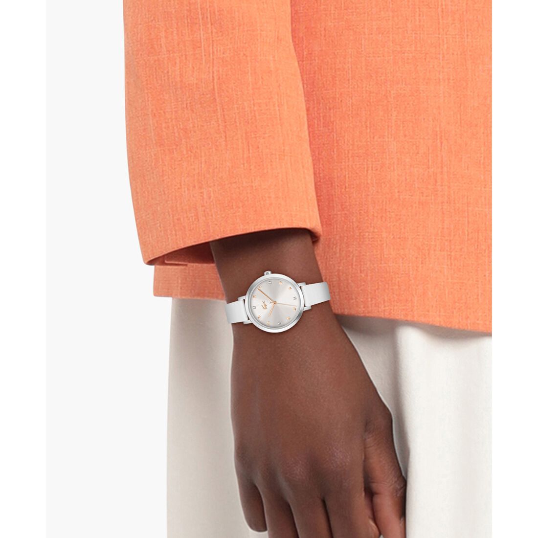 ساعة لاكوست جلدية للنساء ساعة لاكوست جلدية للنساء