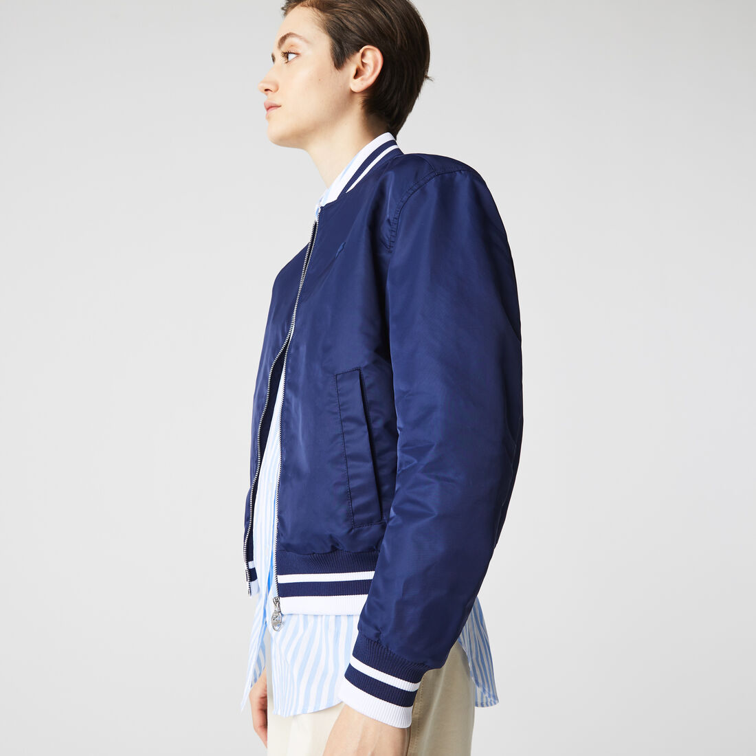 سترة منتفخة مبطنة بسحاب للنساء ضد الماء سترة منتفخة مبطنة بسحاب للنساء ضد الماء