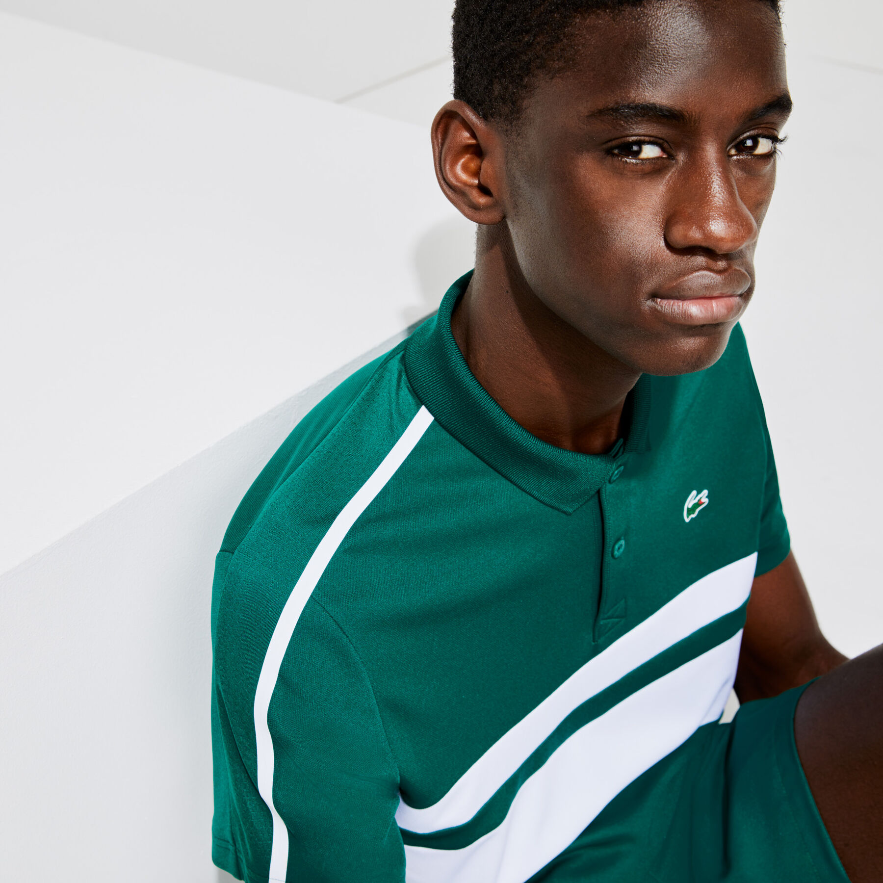 قميص بولو للتنس للرجال من البيكيه المسامي المقاوم مجموعة Lacoste SPORT لاكوست قميص بولو للتنس للرجال من البيكيه المسامي المقاوم مجموعة lacoste sport