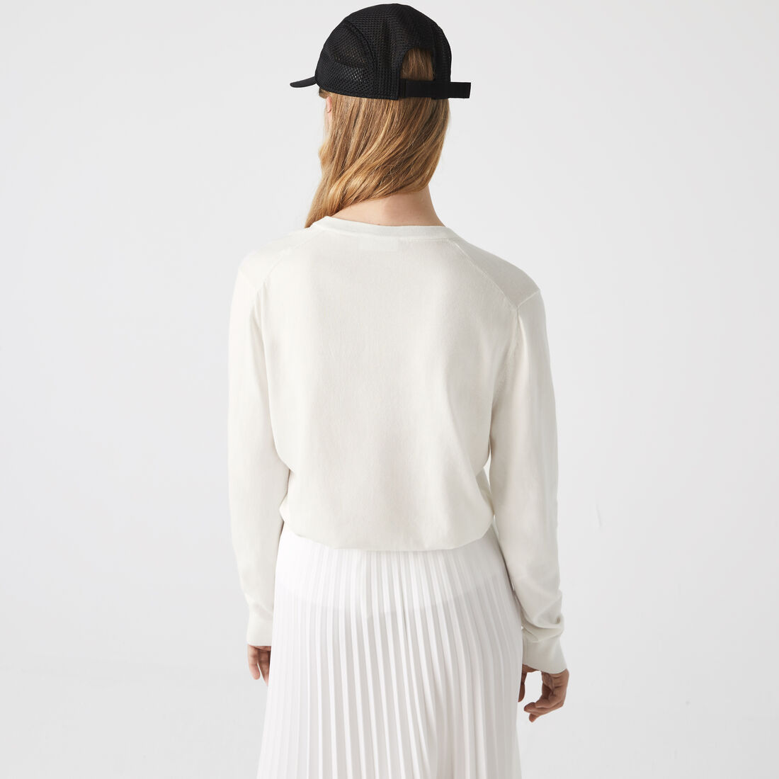 سترة قطن عضوي بفتحة رقبة على شكل حرف V للنساء سترة قطن عضوي بفتحة رقبة على شكل حرف V للنساء