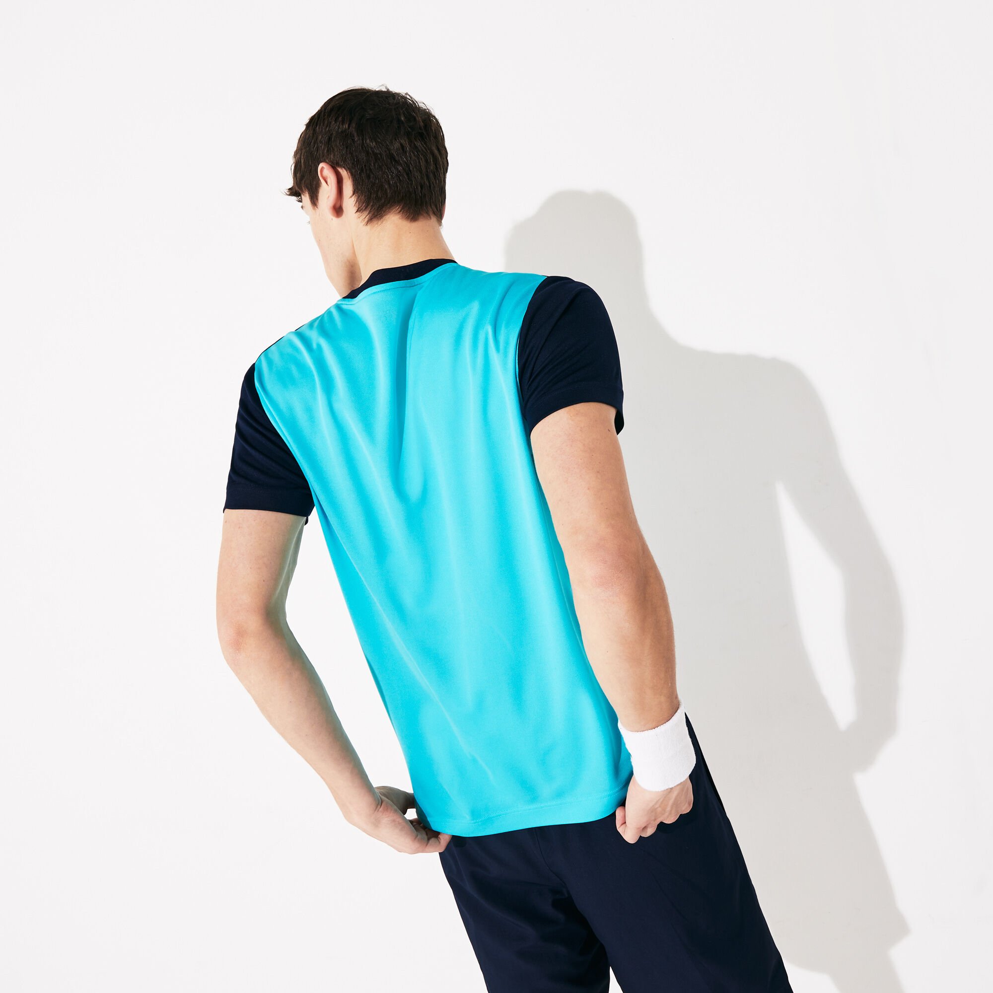 قميص تي-شيرت من البيكيه المسامي متعدد الألوان من مجموعة Lacoste SPORT للرجال