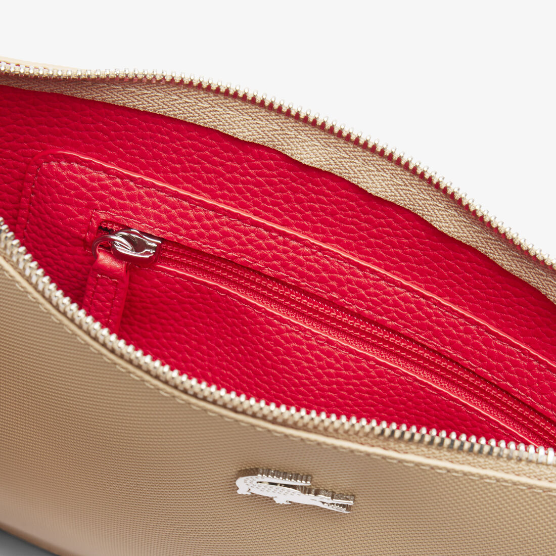 حقيبة آنا من قماش بيكيه المطلي حقيبة آنا من قماش بيكيه المطلي