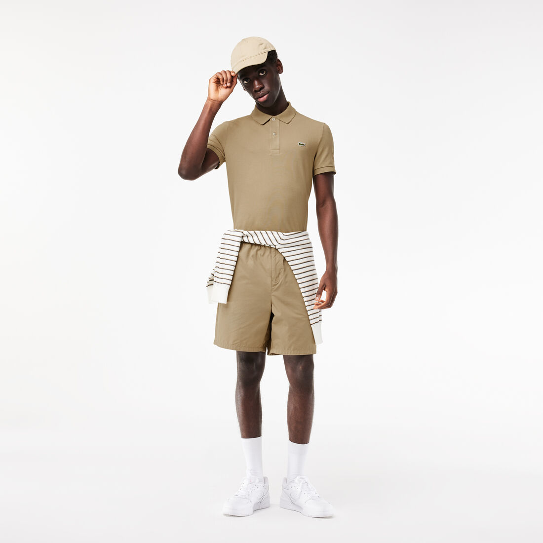 قميص بولو بيكيه بقصة ضيقة L.12.12 قميص بولو بيكيه بقصة ضيقة L.12.12